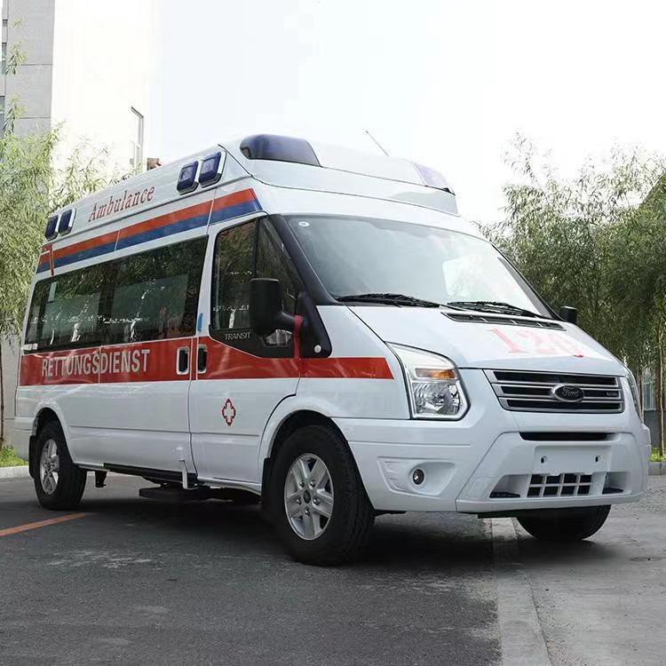 盐都行动不便者长途救护车租赁：安全转运的核心注意事项​